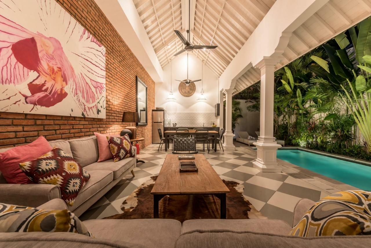 Central 3 Bedroom Villa Close To Seminyak Beach Εξωτερικό φωτογραφία