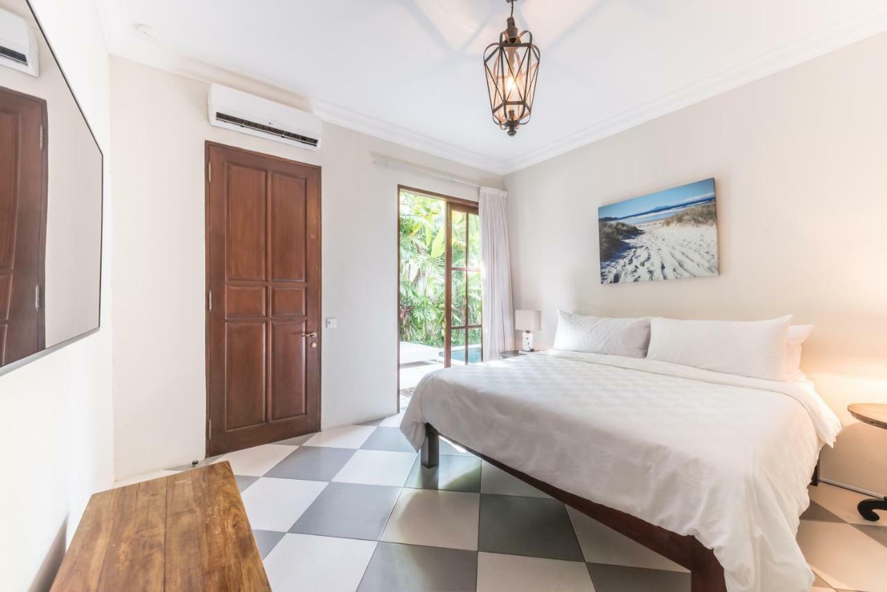 Central 3 Bedroom Villa Close To Seminyak Beach Εξωτερικό φωτογραφία